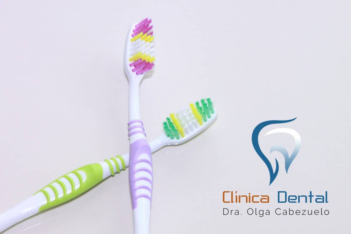 clinica-denta-olga-cabezuelo-higiene-oral-1200x800.jpg