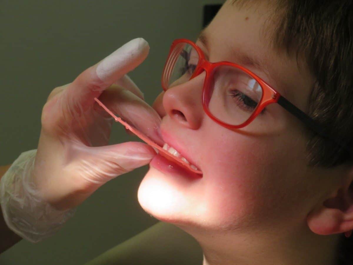 clinica-dental-moriles-ortodoncia-infantil-1200x900.jpg